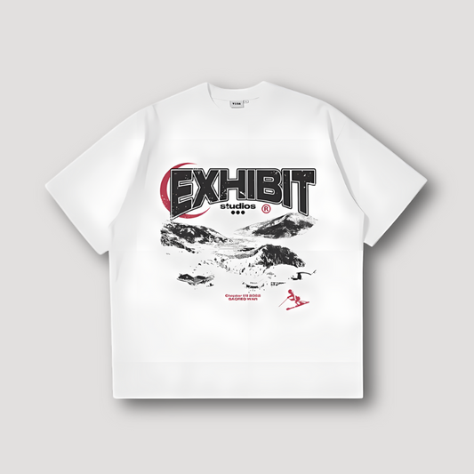 'EXHIBIT studios' Druck Oversized Fit Graphic Tee T Shirt